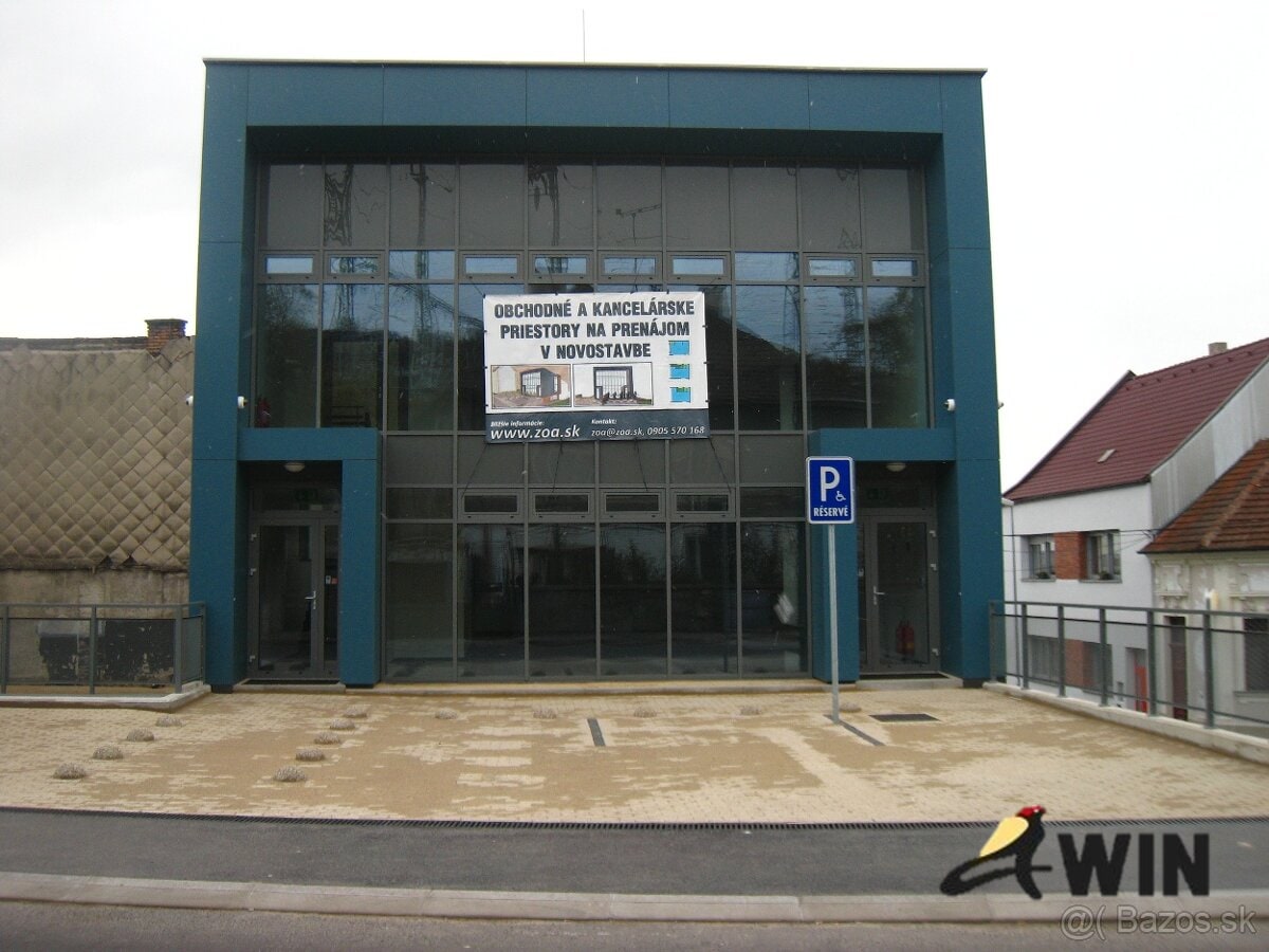 Komerčný priestor na prenájom - Smrečianska ulica